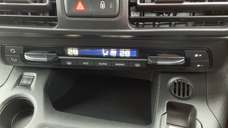 Citroen Berlingo 100kW Flair XTR M 50kWh 5dr Auto Electric Estate